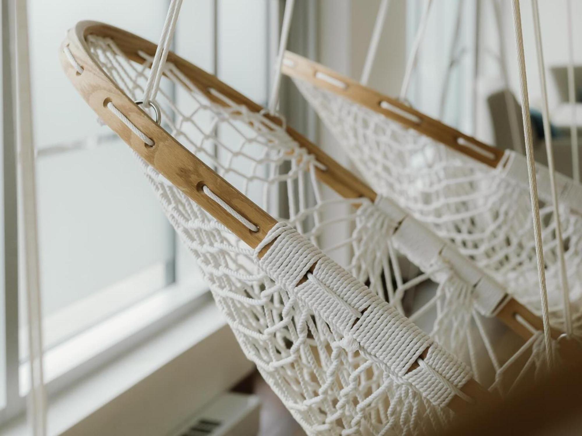 Otl Gouverneur Sherbrooke Eksteriør bilde A hammock chair